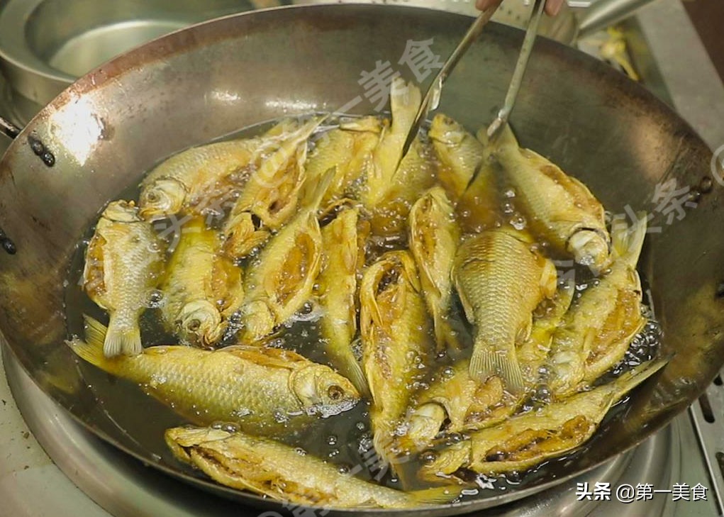 冬至后要多吃鱼，2种最过瘾吃法，骨酥肉烂入口化渣，连汤都喝光
