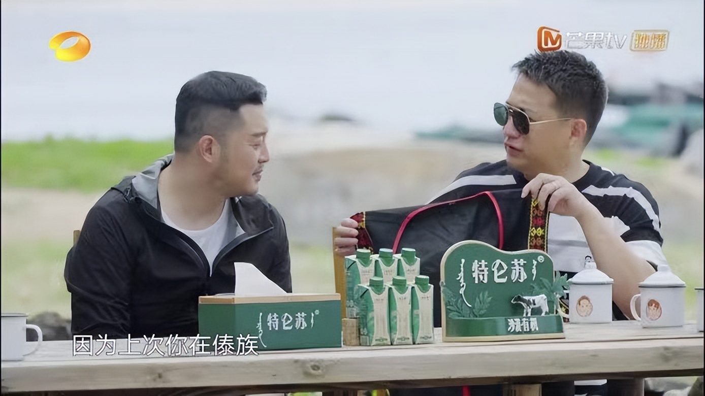 《向往的生活》暴露真相：何炅、黄磊都在敷衍，笑点全靠飞行嘉宾