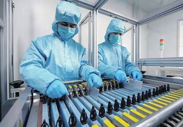 清华48岁副教授因长期高强度工作而离世，其履历曝光，令人惋惜