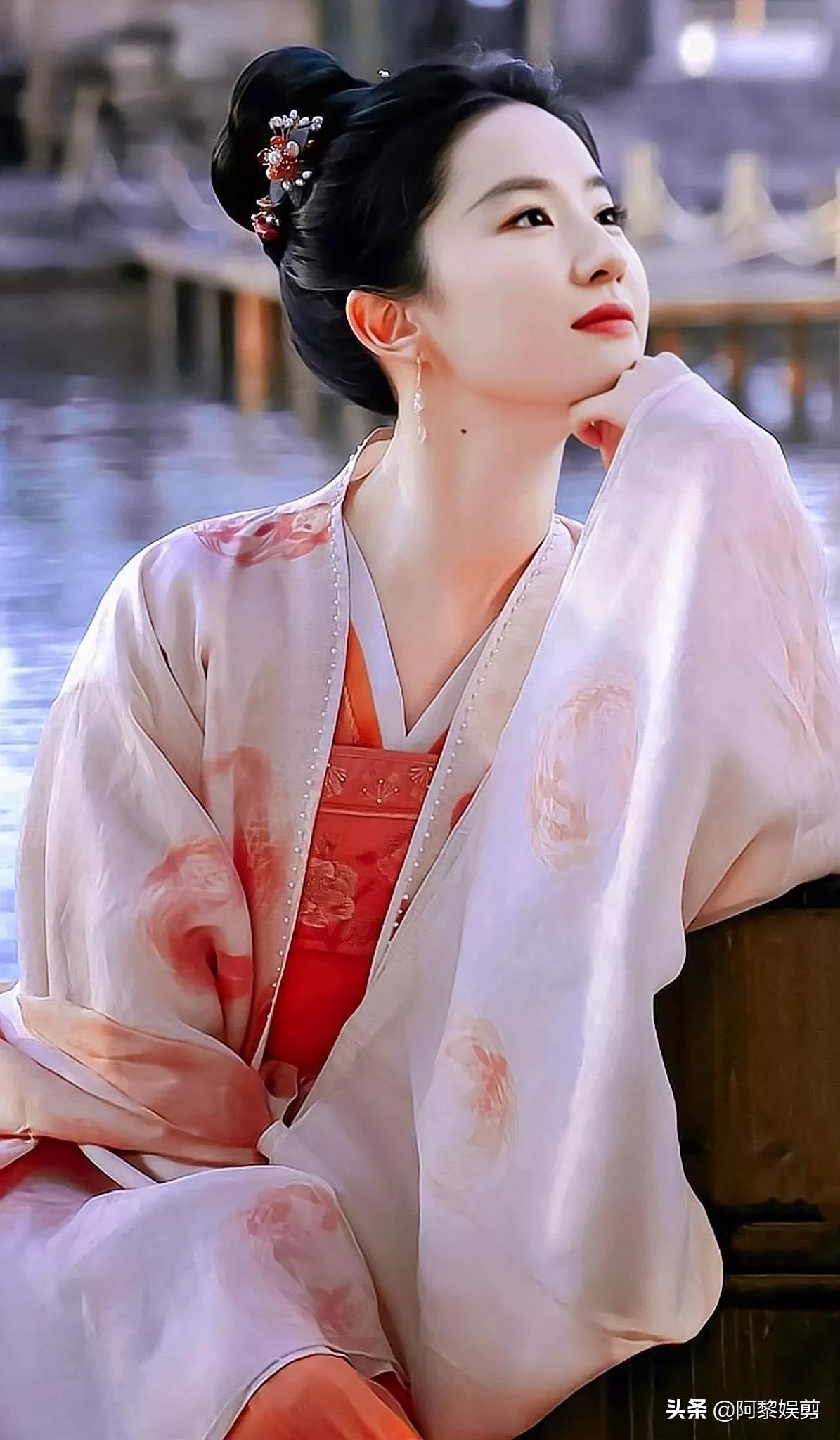 当杨幂遇到刘亦菲，两大女神谁更胜一筹？