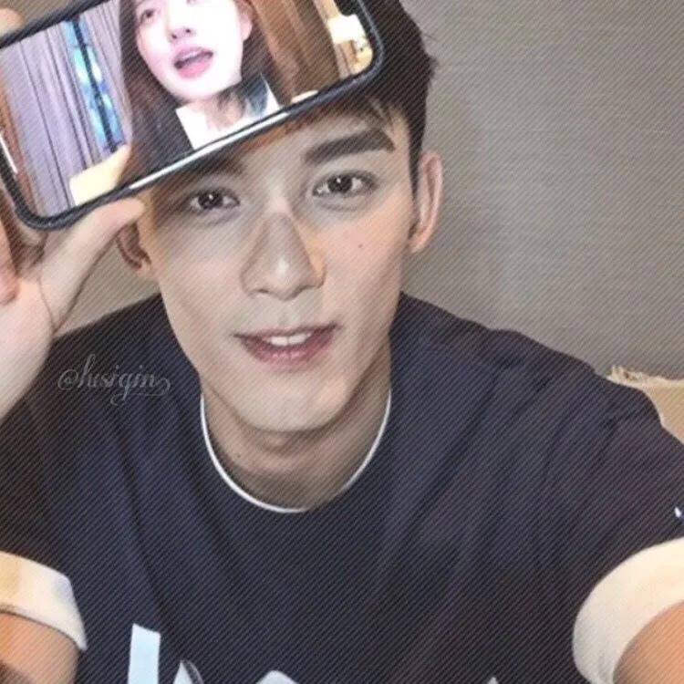 「星汉灿烂」吴磊×赵露思情侣壁纸头像