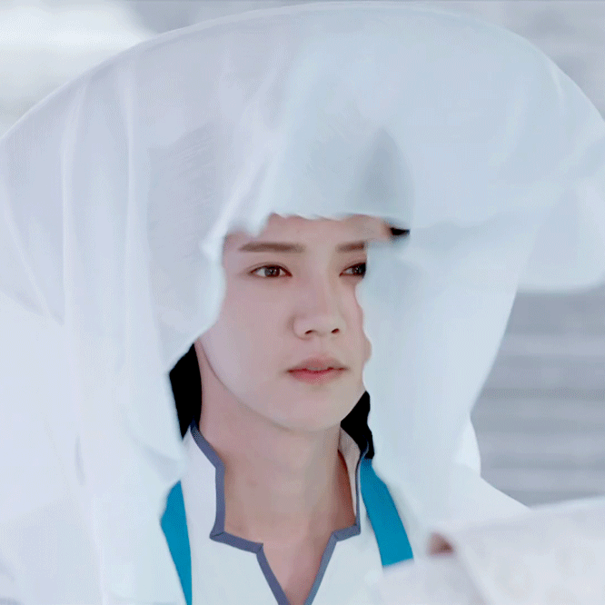 有种惊艳是男星“斗笠装”，肖战最霸气，鹿晗最可爱