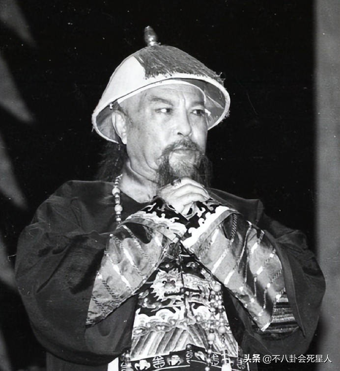 7月刚过半，国内就有11位名人去世，个个令人惋惜