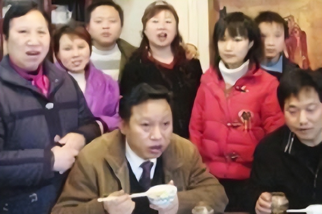 “槟榔大王”去世，10亿家产全给妻子，其母控告儿媳弑夫伪造遗嘱