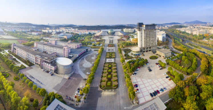 坐落千年都城，走过甲子岁月！南京财经大学：光芒之下，实力尽显