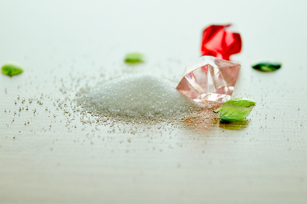 少盐和什么搭配好(少吃盐就有益健康？合理摄入盐，换掉家里的盐，或更有益健康)