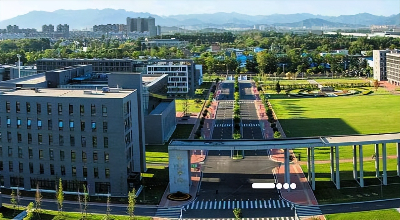 2022年中国语言类大学排名最新出炉：北京外国语大学领跑