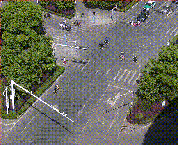 孕妇遇险，“外卖小哥”志警街头火速救援！九江这一幕牵动人心！