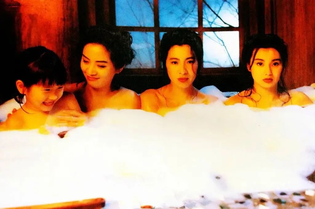 《现代豪侠传》——从“东方三侠”打到“二侠”，回家洗洗做饭吧