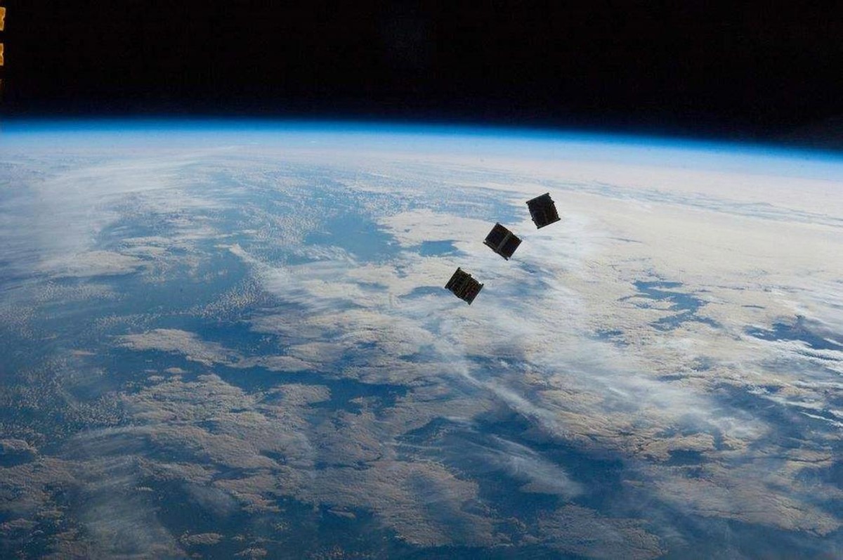 中国云海一号卫星被撞，却在300天后，2022年1月4日恢复运行？