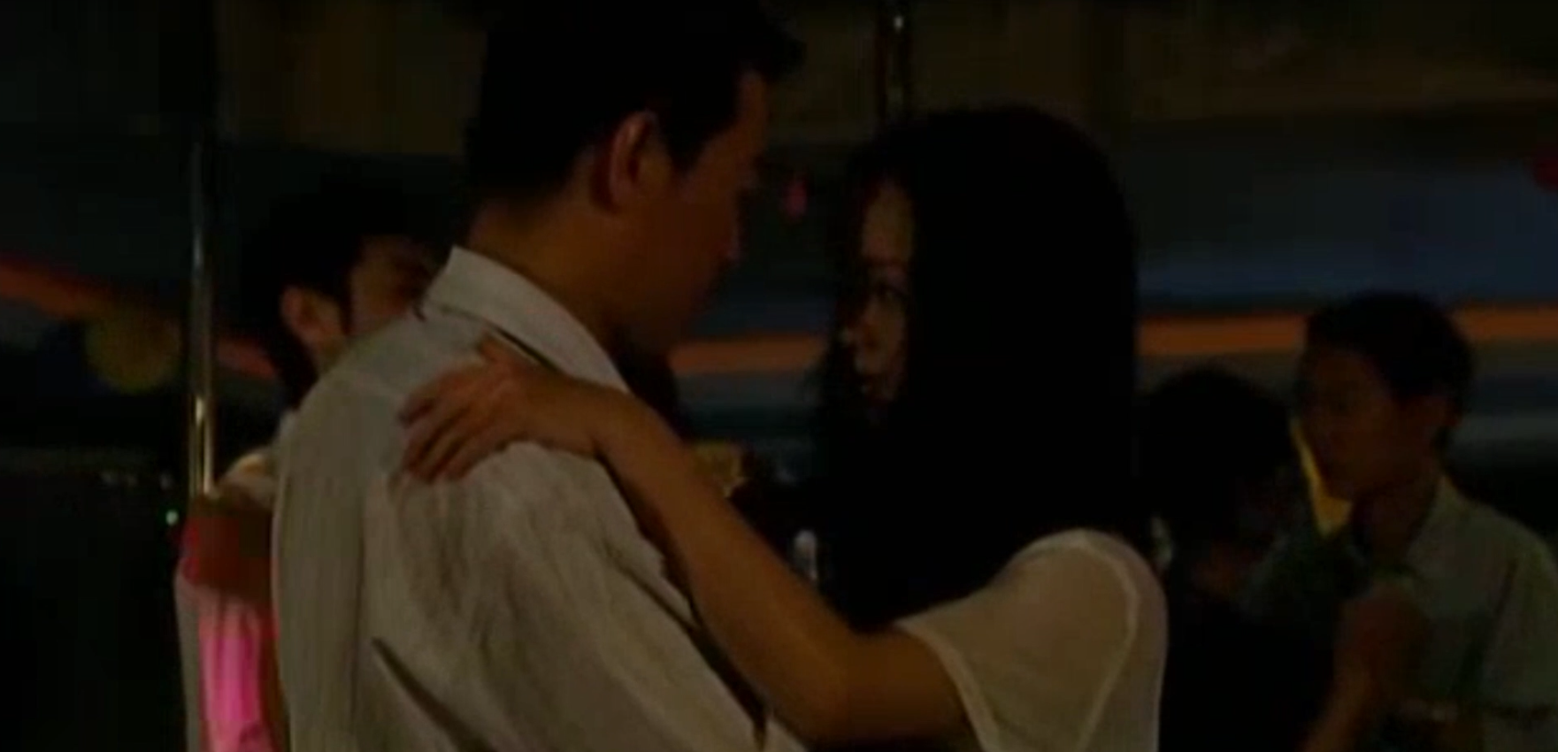 人性与欲望交织的伦理片，丈夫抛弃糟糠之妻，结局让他后悔万分