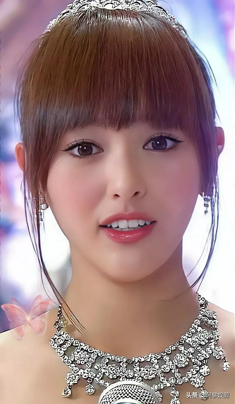 唐嫣年少时清纯灵动，气质不凡太可爱了