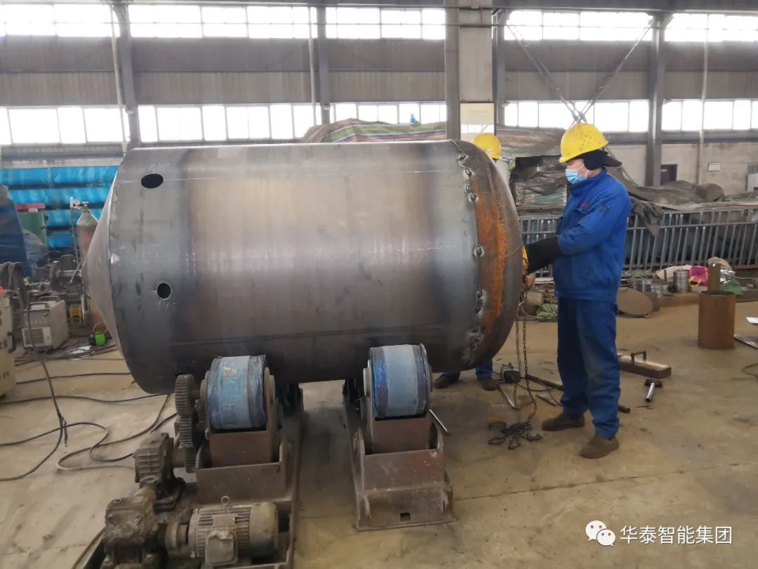 安阳市工信局副局长李立军到华泰智能装备集团参观调研