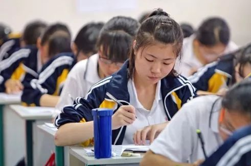 新高考模式最佳组合，“物化政”并非原配，“物地生”成合法夫妻