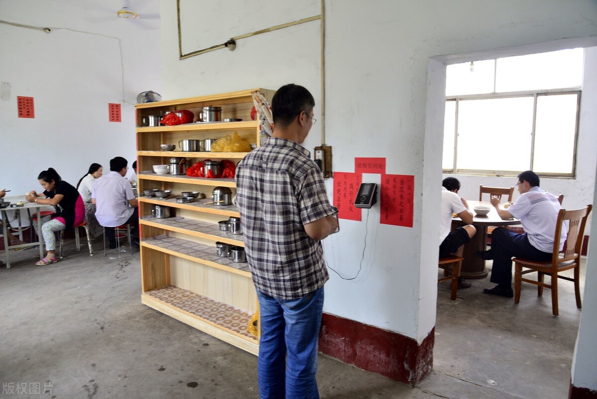 ������Ա����&ldquo;����&rdquo;����λҪ�󲻸ߣ�����2����ʵ����