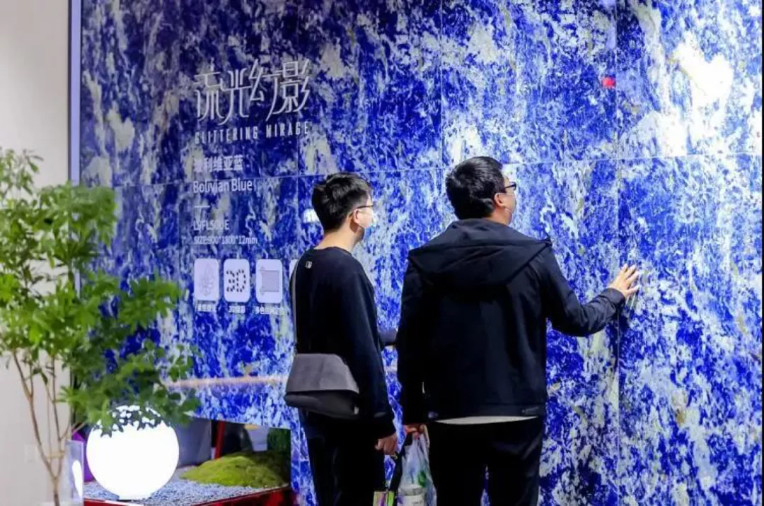 鹰牌“变阵”:不止做瓷砖!进军“墙地专家”,焕新两大店态