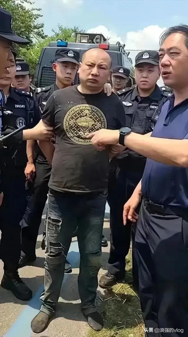 唐山被打的女孩情況不樂觀，可并非流傳的那么恐怖，究竟誰在搞鬼