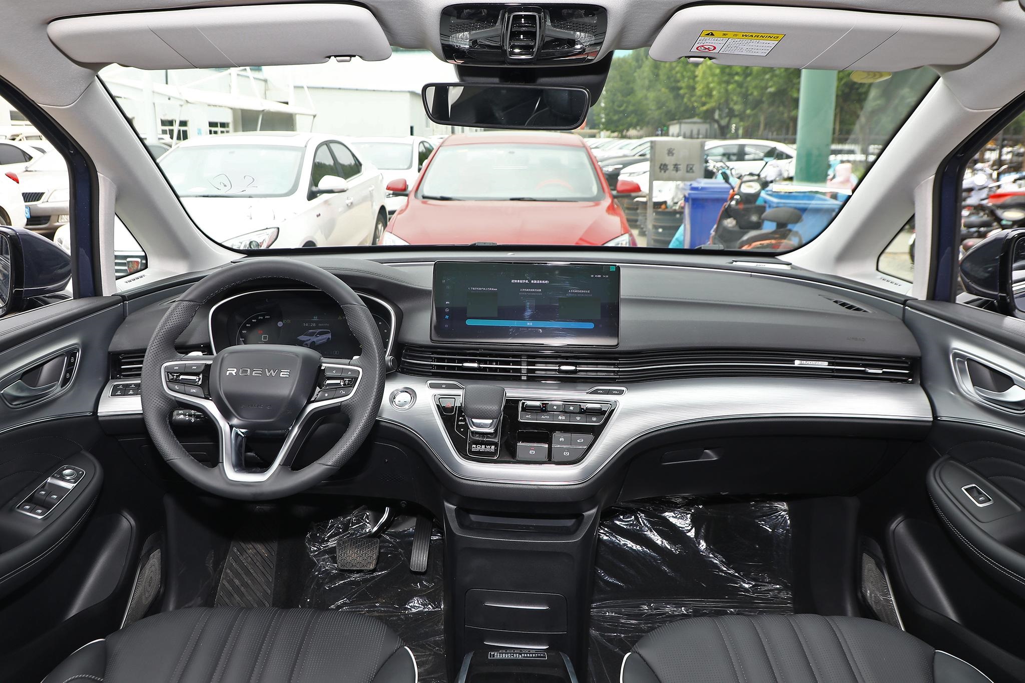 经常全家出游，首选这3台MPV，252马力+8AT，配头等舱座椅