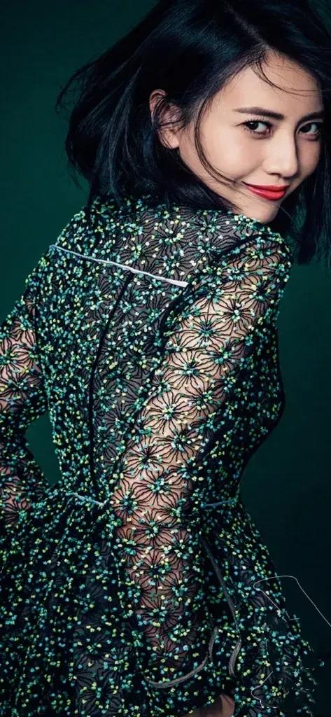 高圆圆：气质独特，优雅大方，唯美迷人