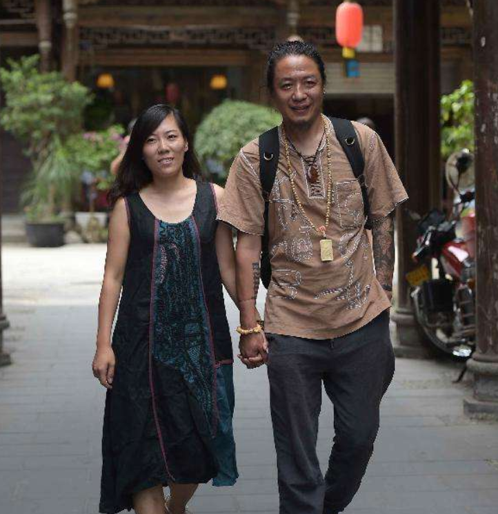 7年前那个说走就走的离职教师，因辞职信火爆网络，如今过得咋样