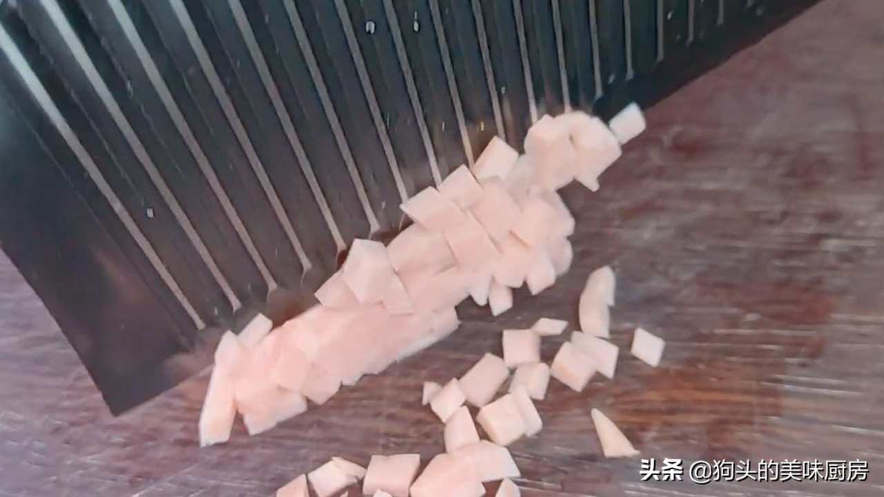 马上过年了，做一道“财源滚滚”，色泽金黄，外焦里嫩，越吃越香