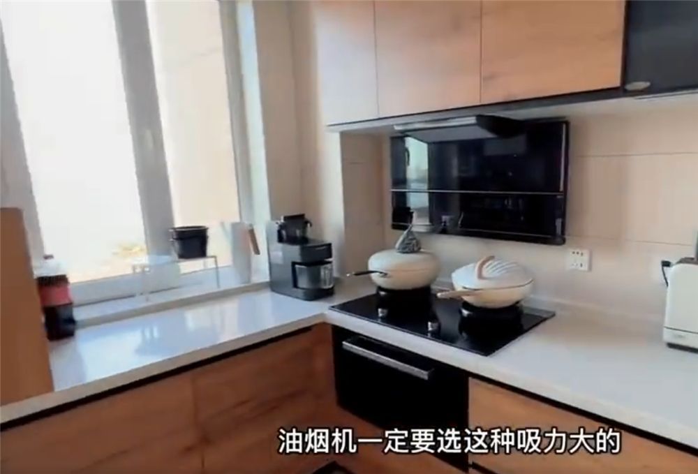 一对00后夫妻的家：全屋明亮又通透，这住起来也太舒适了吧