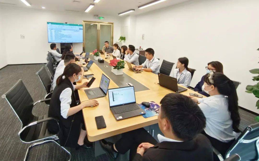 团餐龙头德保膳食携手甄云科技，打造餐饮领域数字化采购新标杆