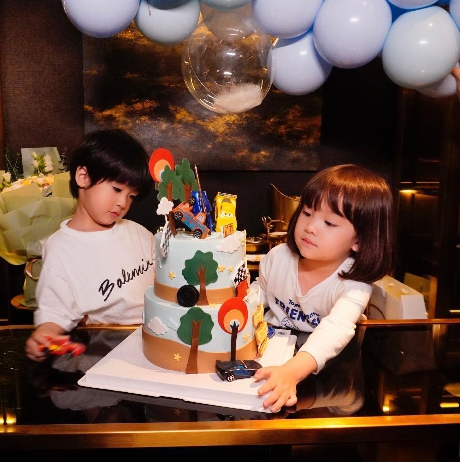 新疆盛产美女！这10位“哈密瓜”女星，充满了“异域风情”