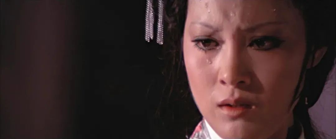 香港的第一风月片是变红的时候。