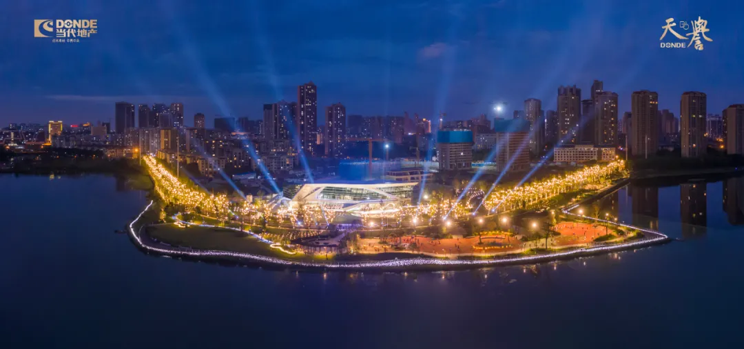 一线270°临湖观景，武汉健康科技住宅的“天花板”