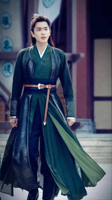 张若昀：我荒唐的父亲，自卑的童年，我的亲情带着泪