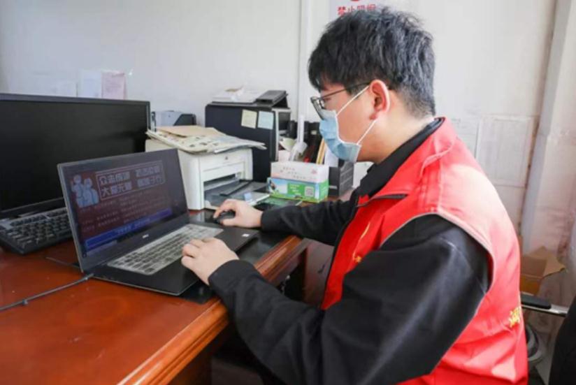 大学生想要入党，“决定权”在这两个人手中，只成绩突出没有用