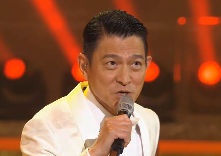 香港回归晚会这9位港星的高光时刻，揭开了娱乐圈3条关键成功法则