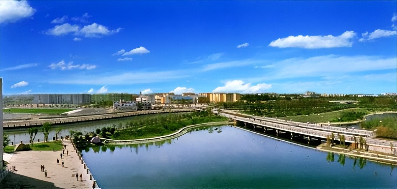 与时代同行，聚有志之士！四川大学：风雨百廿，与你共赴“一流”！