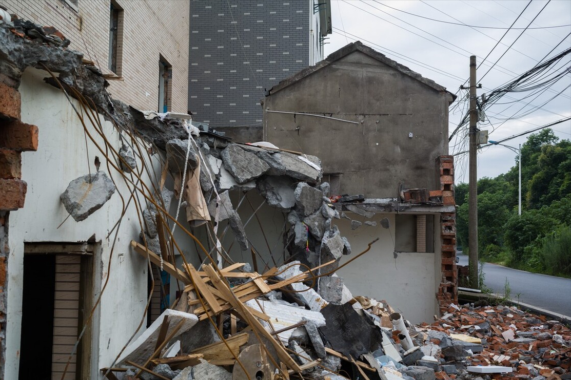 起诉就能有效阻止强制拆除？这可真不一定