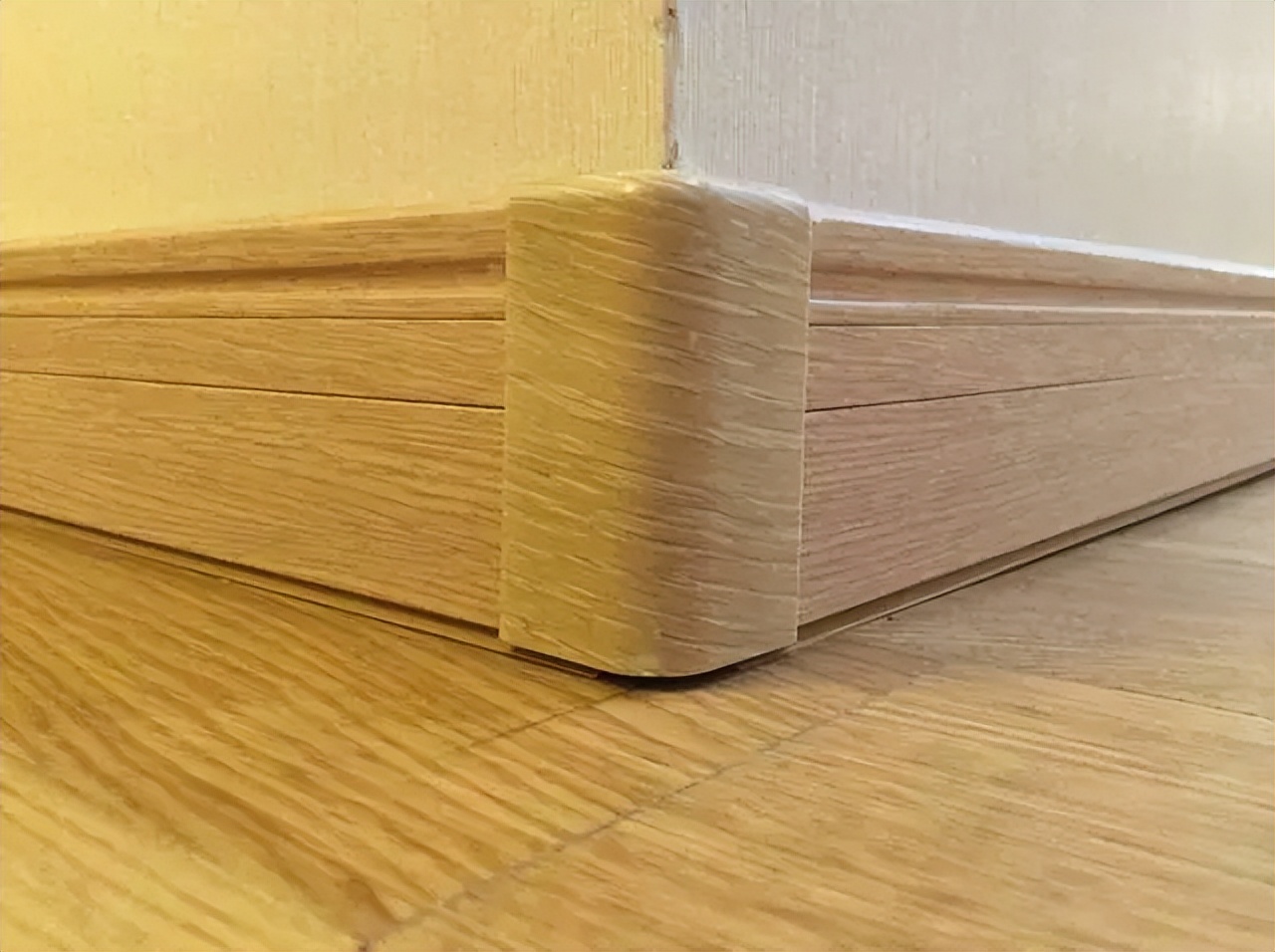 踢脚线不要再瞎装、瞎选，这7大疑虑我帮你解决好了，照着装就行