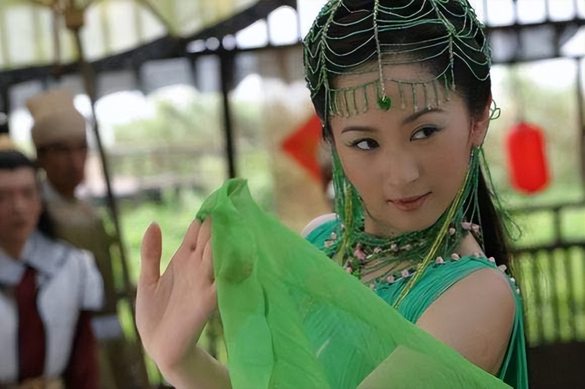 事业正红却早早退圈，这9位女星个个有辨识度，却成沧海遗珠