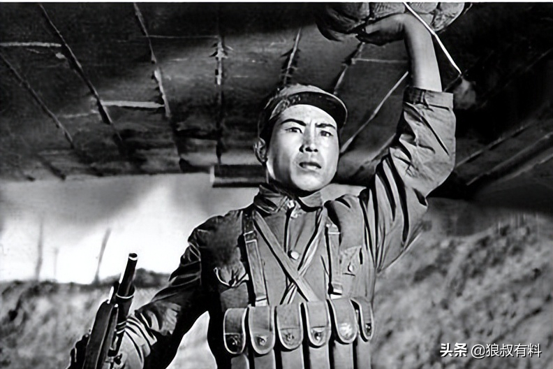 网红“考研名师”张雪峰刘晓艳，道破社会现状，最终为何跌落神坛