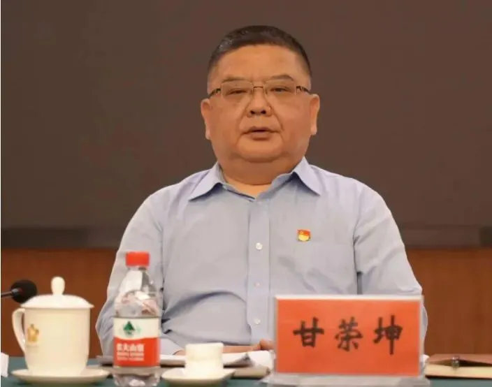3天处理4虎!周江勇被逮捕:落马前曾被约谈,1月出镜忏悔