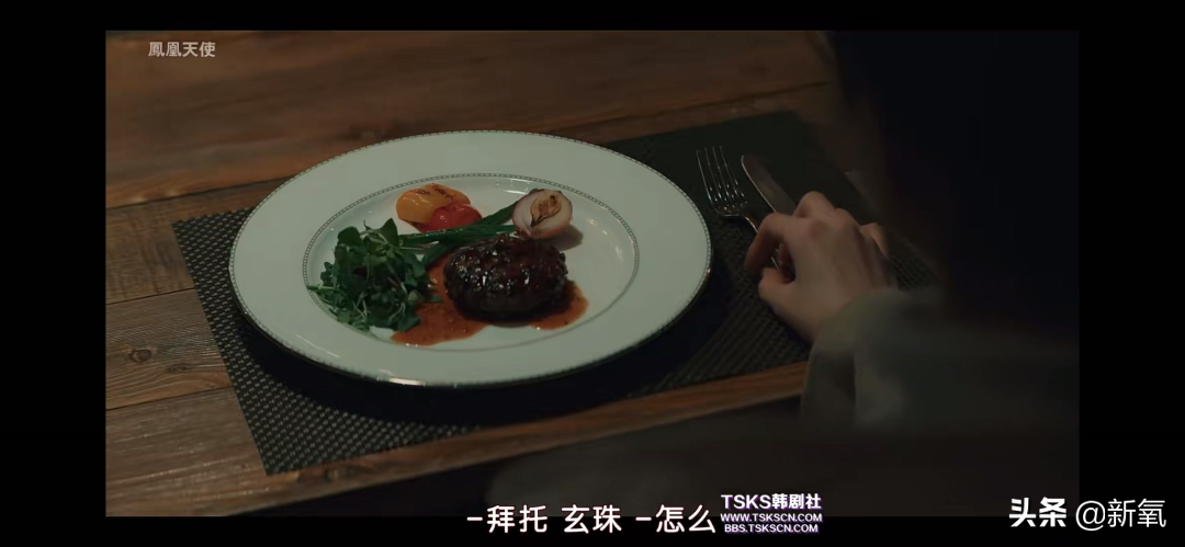 长得姬里姬气配一脸，实际上却是正版和盗版的差别？