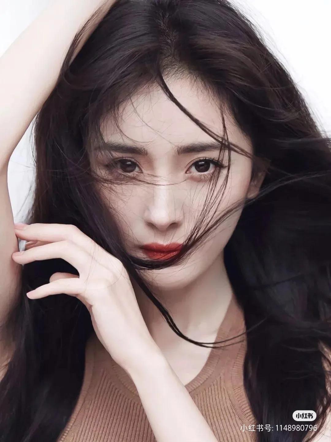 杨幂大女主｜爽文里的人间清醒富贵花