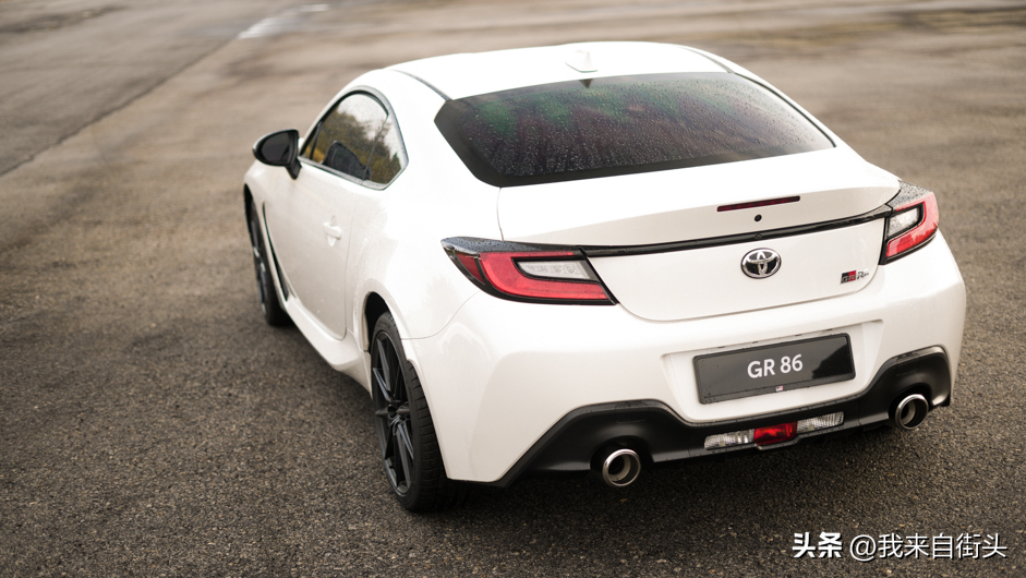 新款丰田GR86换搭“涡轮”引擎，更强、更快、更好玩！