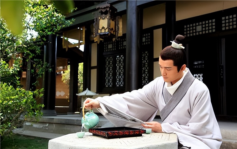 “病娇美男”别硬演，有人公子世无双，有人乡野村夫呆头鹅