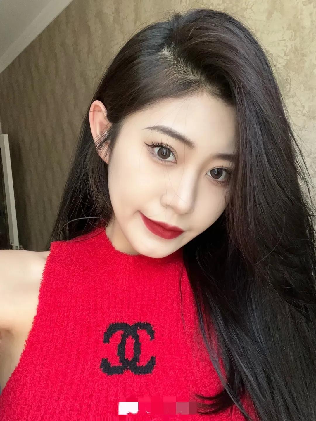 精美颜值的美女随拍美图合集
