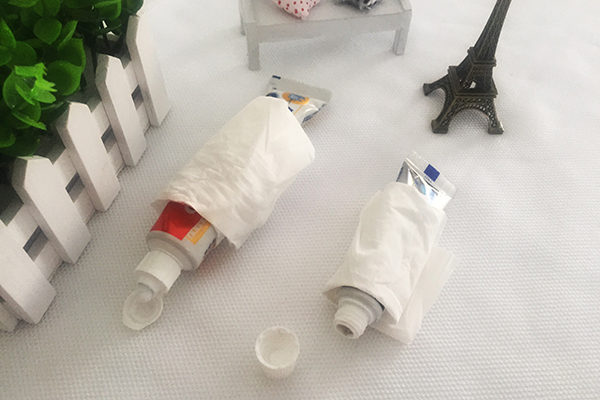 牙膏选不对，可能存在潜在致癌的风险，1种牙膏最好别买