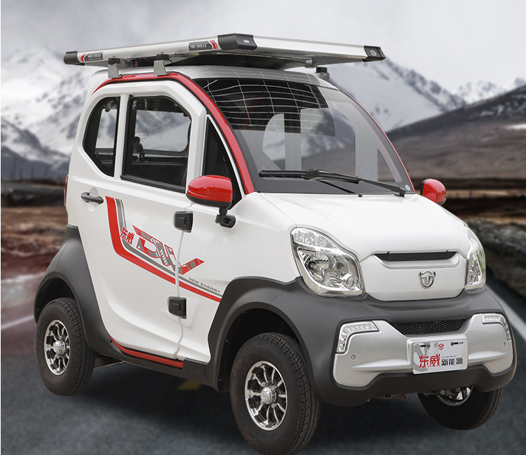 2款可以太阳能充电的低速电动车,老年人出行,不用担心半路断电