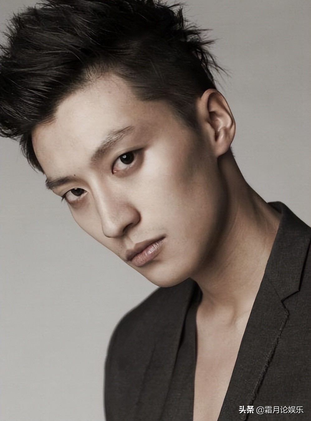 2016年,28岁的乔任梁惨死别墅,父母一句话揭露其死亡真相