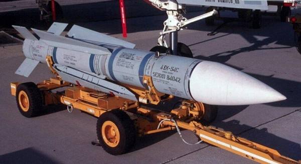 世界最厉害的导弹排名(全球十大最强空空导弹排名，我国霹雳15排第一，米卡导弹勉强上榜)