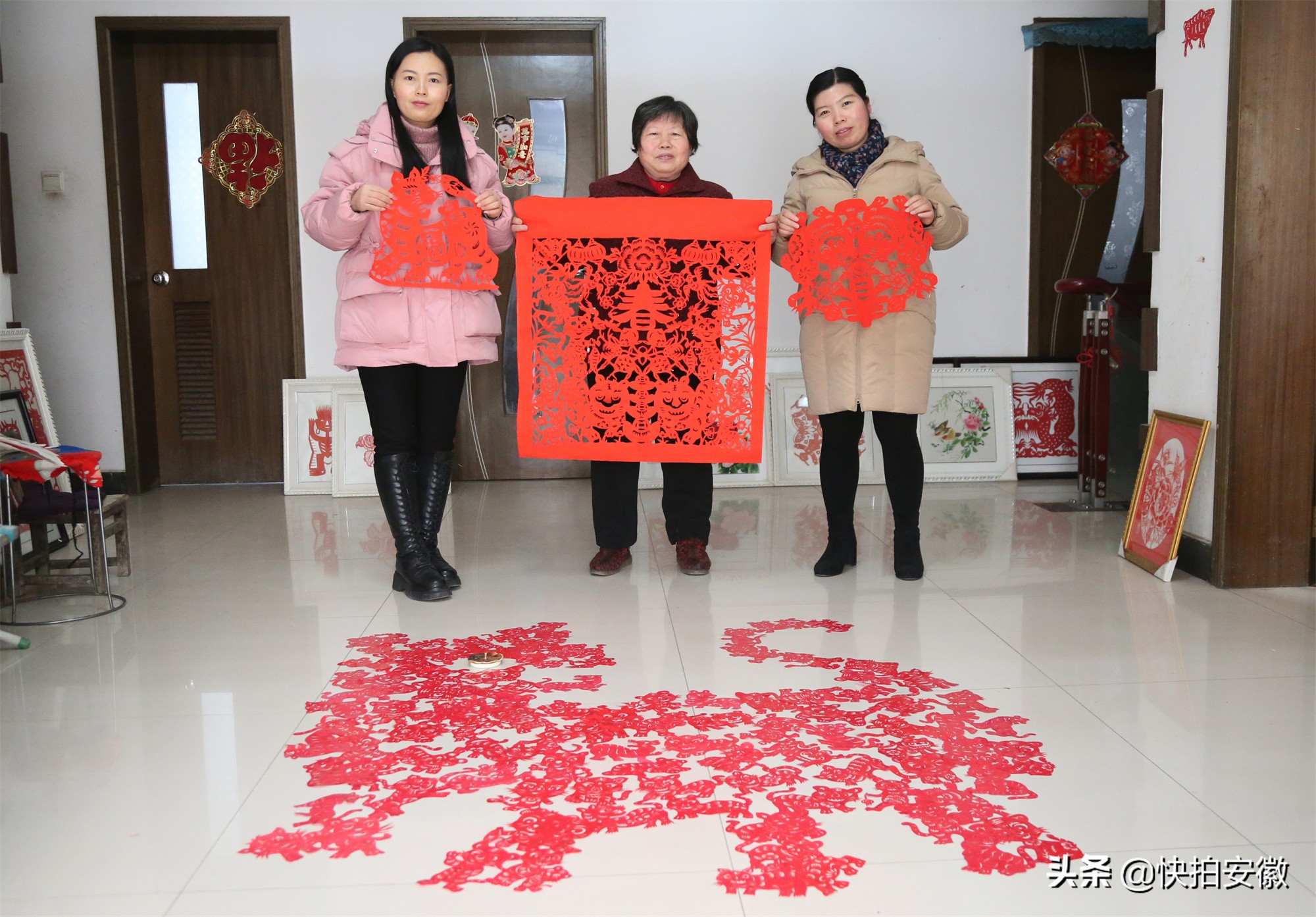 虎年画虎迎新春（虎年的新年词语）