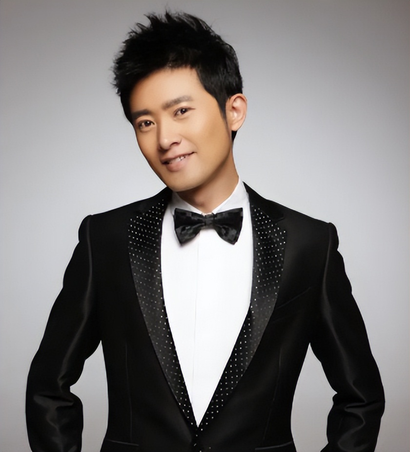 4元成本卖上千，火锅店人均500元，他们坑起粉丝来一点儿都不手软